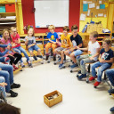 Lied vom Stuhl neben mir im Morgenkreis der WUBAMI Wochen