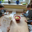 projekt berufe_ökoherz -biobauer bert- gesundes frühstück_SteinMalEins Alt Lobeda.jpg