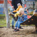 Auf der Hängeschaukel