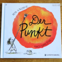 Simone liest Kinderbücher ein und produziert kleine Videoclips